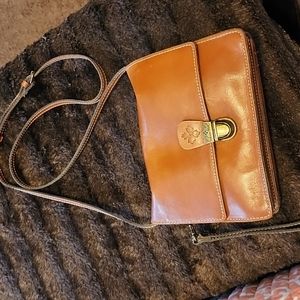 Patricia Nash Lanza Crossbody Organizer
